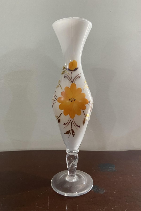çiçek desenli opalin vazo
