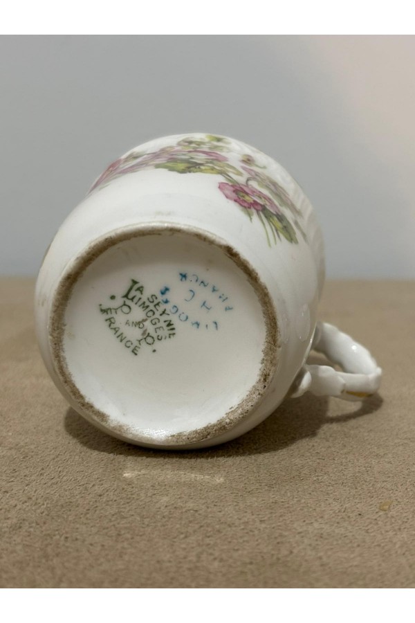 Limoges fincan