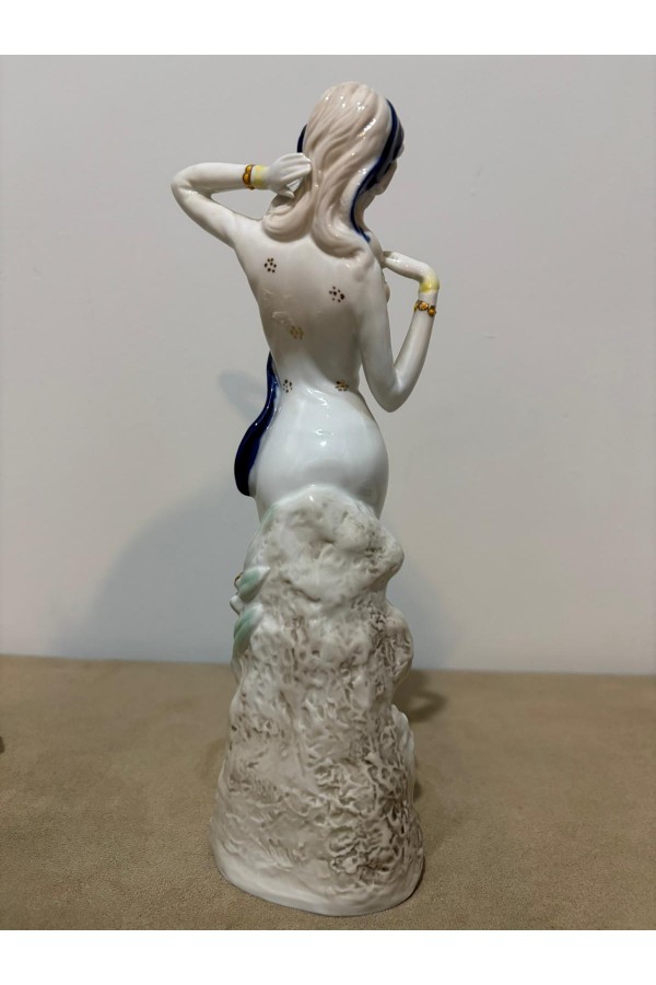 Porselen Biblo