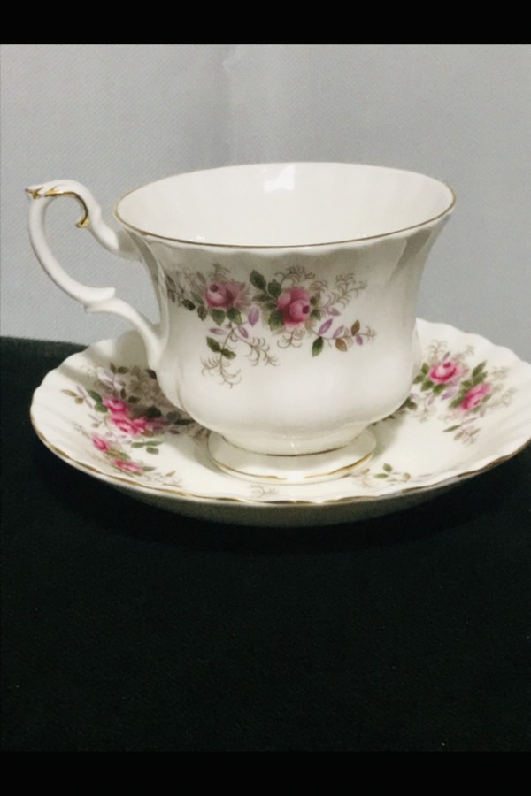 Royal Albert Royal Albert